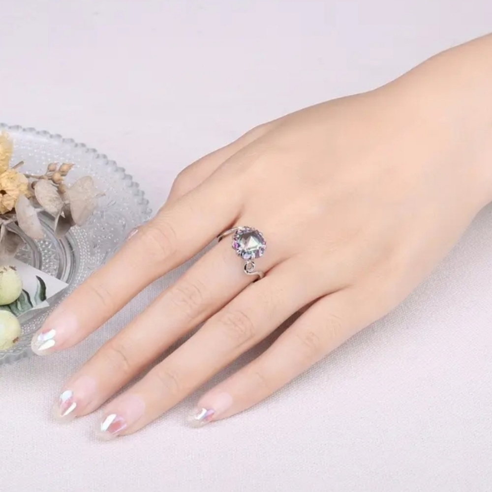 VQ Sterling Silver Ring - Picture 4 of 6